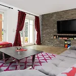 Feriehus Berg Fux - 200qm Grosses Haus Mit Eigener Dachterrasse - Bergpanorama - Weber Gas Grill