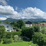 Berg Fux - 200qm Grosses Haus Mit Eigener Dachterrasse - Bergpanorama - Weber Gas Grill Semesterbostad *