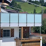 Berg Fux - 200qm Grosses Haus Mit Eigener Dachterrasse - Bergpanorama - Weber Gas Grill Semesterbostad