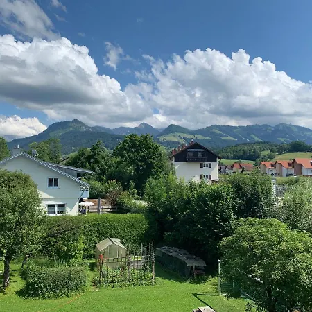 Berg Fux - Zwei Ferienhaeuser Mit Je 5 Und 6 Schlafzimmern Mit Eigener Dachterrasse - Fantastischem Bergblick - Weber Gas Grill 펜션 *