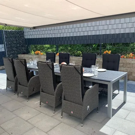 Vakantiehuis Berg Fux - Zwei Ferienhaeuser Mit Je 5 Und 6 Schlafzimmern Mit Eigener Dachterrasse - Fantastischem Bergblick - Weber Gas Grill Sonthofen