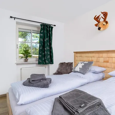Berg Fux - Zwei Ferienhaeuser Mit Je 5 Und 6 Schlafzimmern Mit Eigener Dachterrasse - Fantastischem Bergblick - Weber Gas Grill *