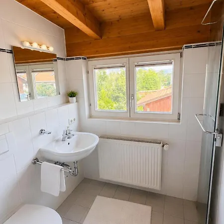 Berg Fux - Zwei Ferienhaeuser Mit Je 5 Und 6 Schlafzimmern Mit Eigener Dachterrasse - Fantastischem Bergblick - Weber Gas Grill